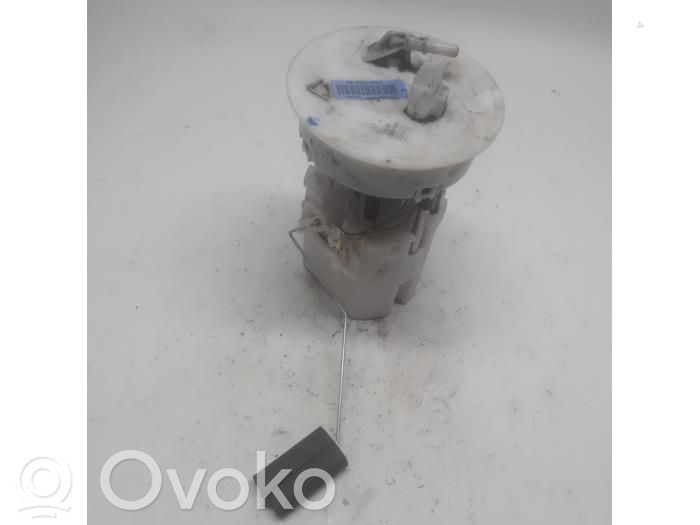 Ford Fiesta Pompa paliwa w zbiorniku 