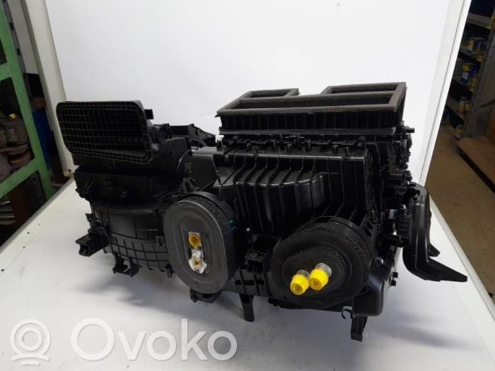 Renault Austral Obudowa nagrzewnicy 