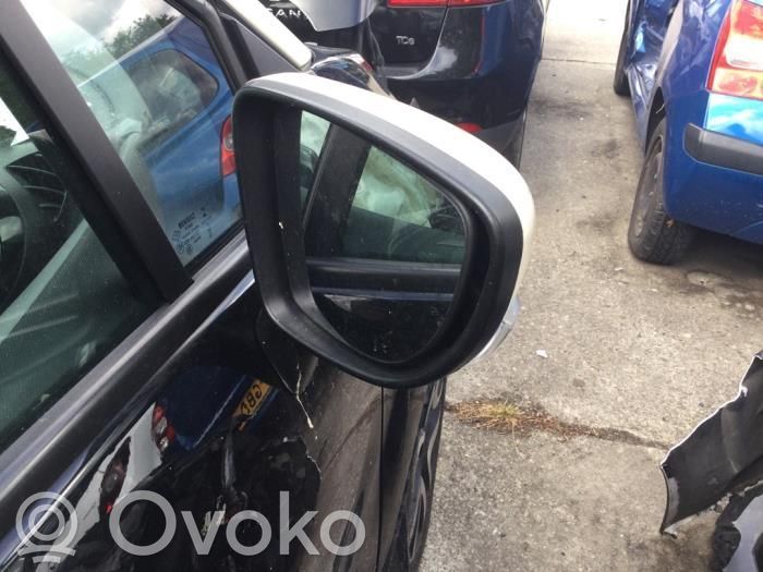 Renault Captur Manualne lusterko boczne drzwi przednich 