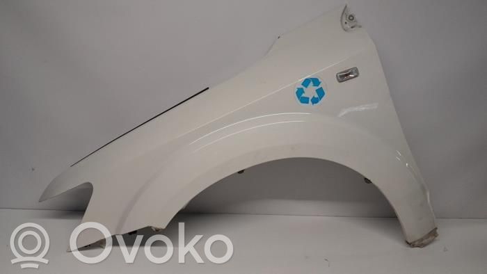 Fiat Freemont Nadkole przednie 