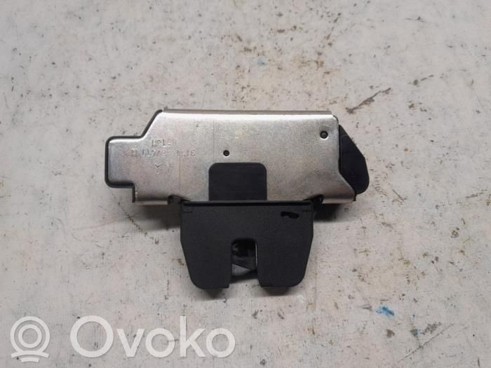 Peugeot 208 I Zamek klapy tylnej / bagażnika 