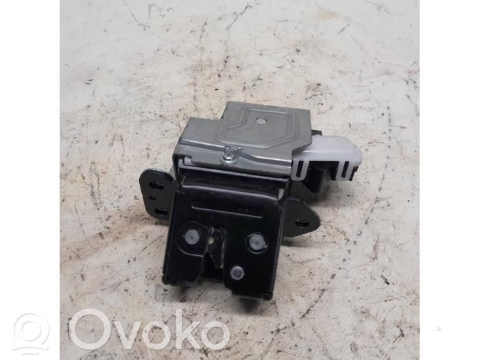 Mazda 2 Tailgate/trunk/boot lock/catch/latch 