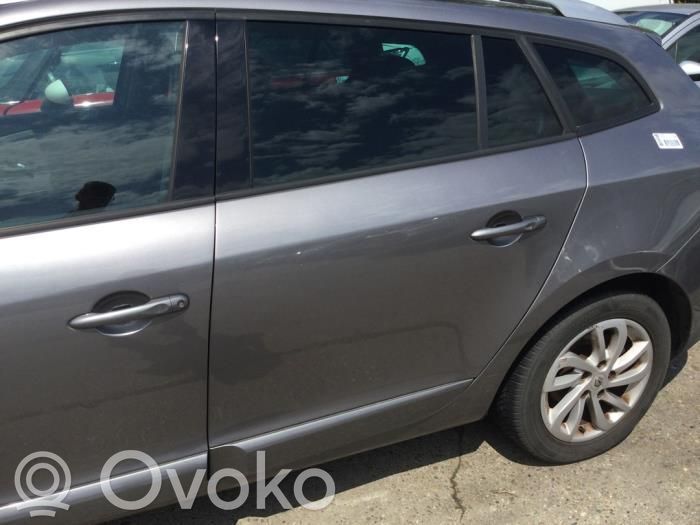 Renault Megane III Puerta trasera 