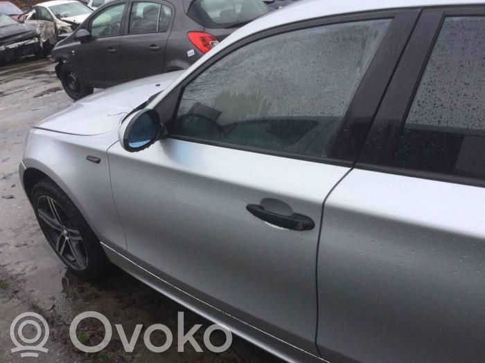 BMW 1 E81 E87 Front door 