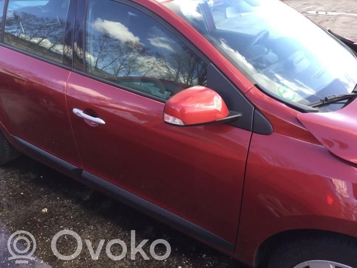 Renault Megane III Priekinės durys 