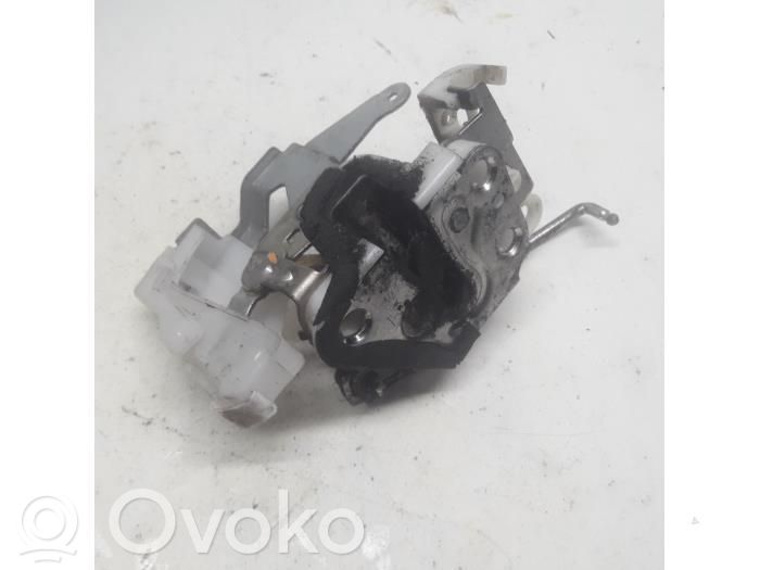 Peugeot 107 Front door lock 