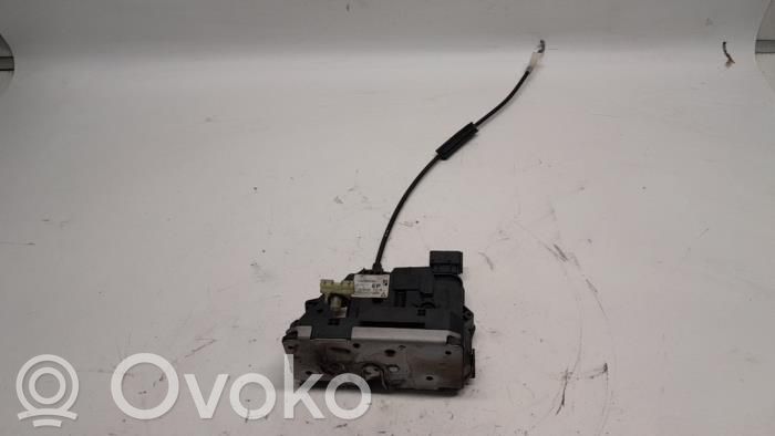 Opel Corsa D Zamek drzwi tylnych 
