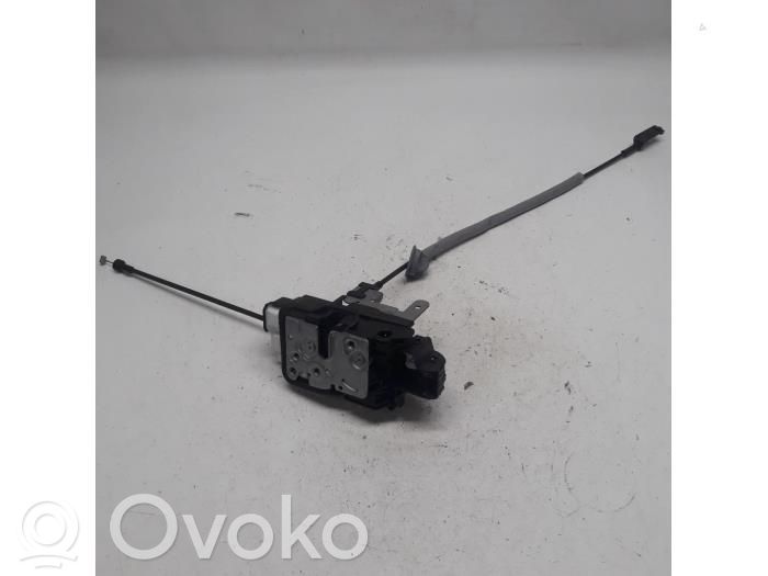 Volvo V40 Zamek drzwi przednich 