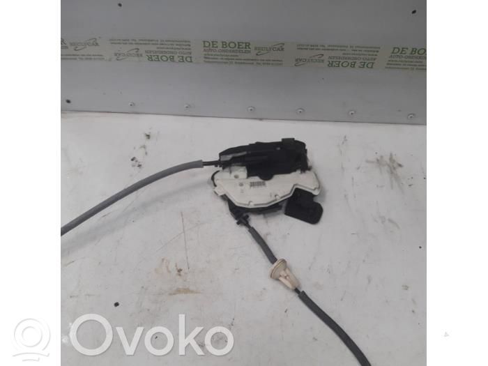 Volkswagen Golf VII Zamek drzwi przednich 