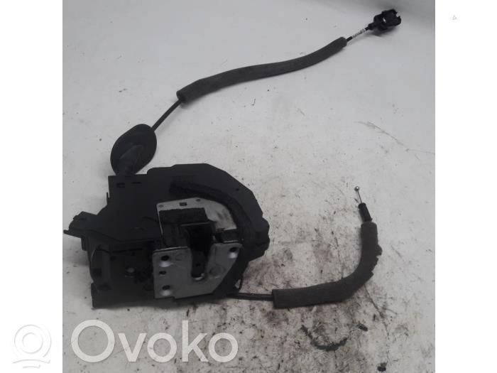 Renault Clio IV Zamek drzwi przednich 