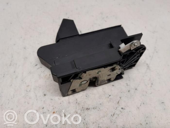 Dacia Sandero II Zamek drzwi przednich 