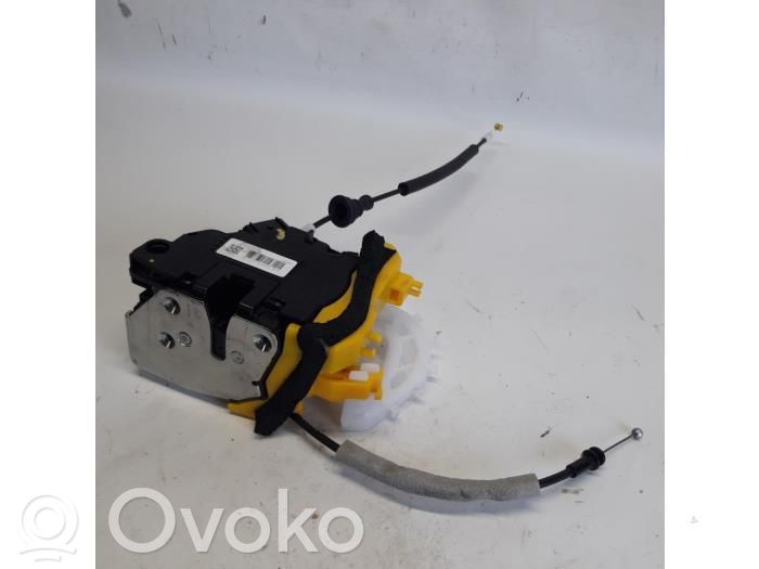 Etuoven lukko   81320A2410,3208M0112K7,5715A842,81320A2410,INT16943317,NUM0342