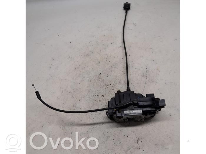 Renault Clio III Etuoven lukko 