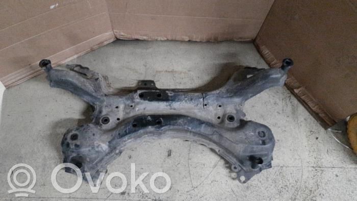 Toyota RAV 4 (XA40) Front subframe 