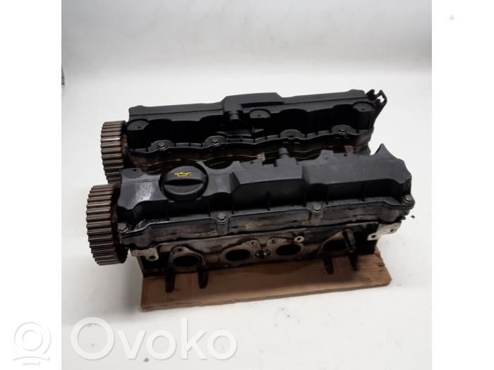 Peugeot 307 Engine head 
