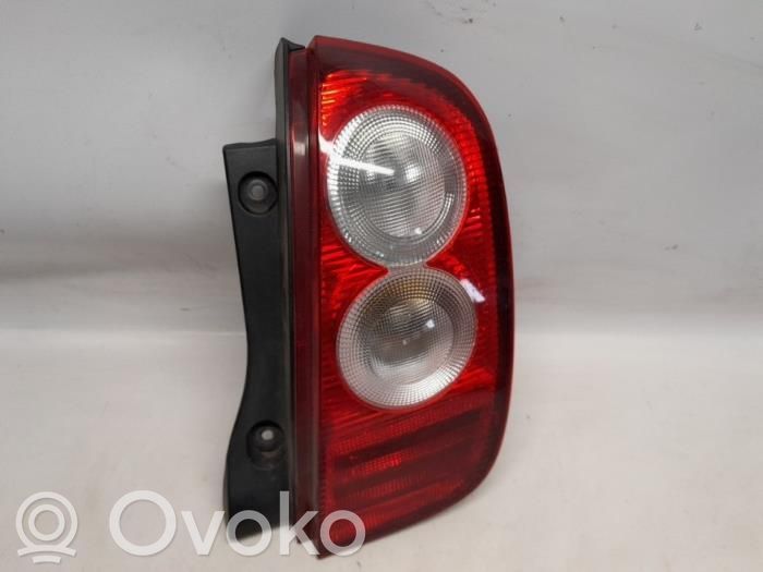 Nissan Micra Lampa tylna 