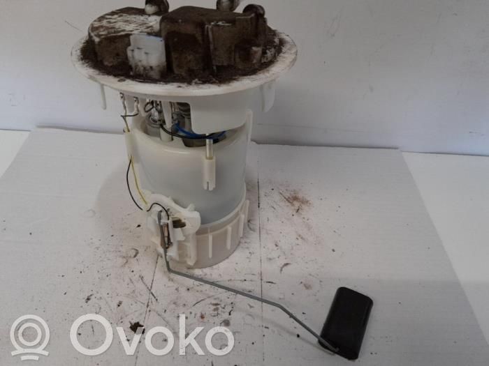 Peugeot 208 I Bomba interna de combustible 