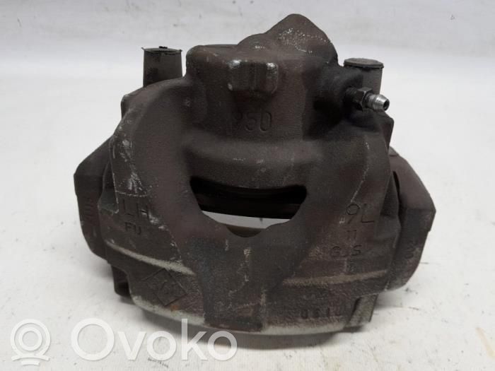 Renault Captur Zacisk hamulcowy przedni 