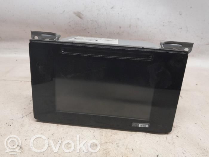Toyota Yaris Radio/CD/DVD/GPS head unit 