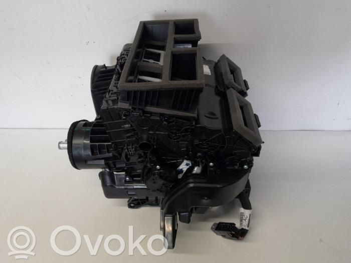 Renault Austral Obudowa nagrzewnicy 