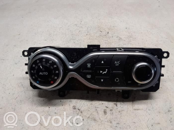 Renault Clio IV Panel klimatyzacji 
