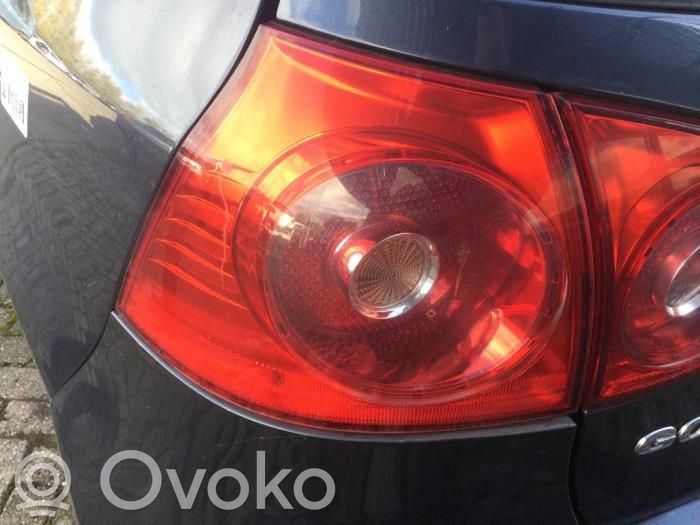Volkswagen Golf V Galinis žibintas kėbule 