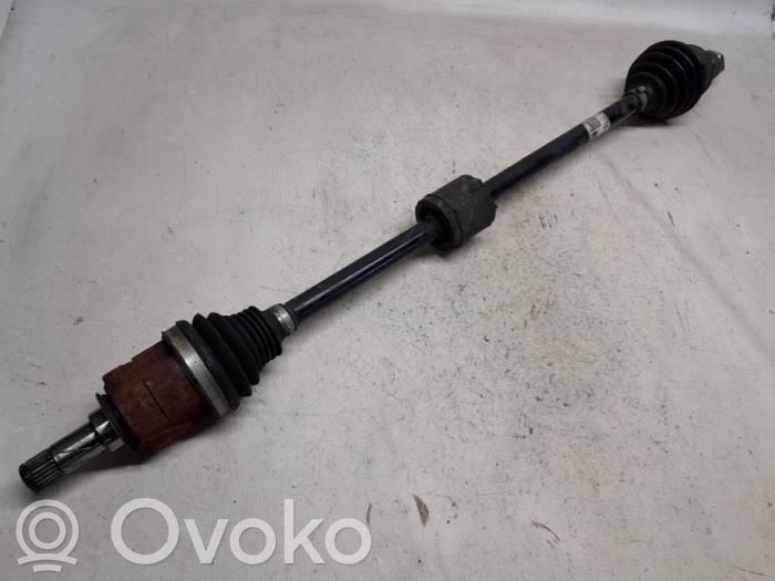 Opel Corsa E Priekinis pusašis 