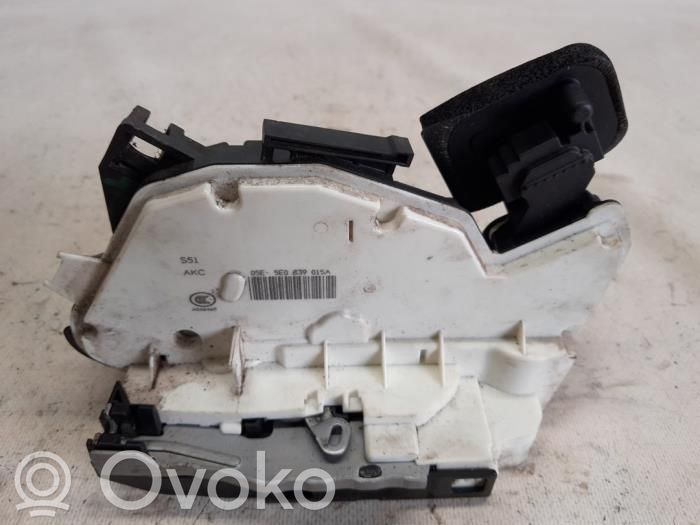 Skoda Octavia Mk3 (5E) Încuietoare ușă spate 