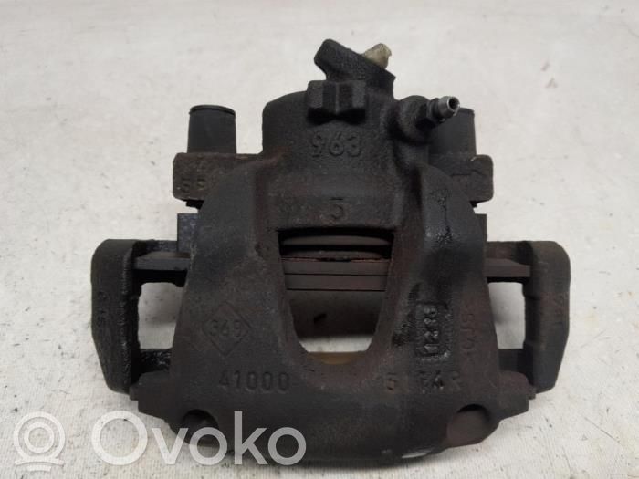 Renault Clio IV Front brake caliper 