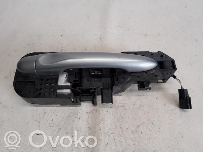 Renault Megane III Ārējais atvēršanas rokturis 