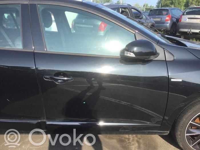 Renault Megane III Front door 