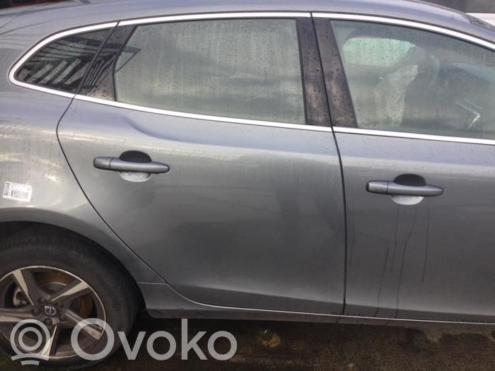 Volvo V40 Galinės durys 