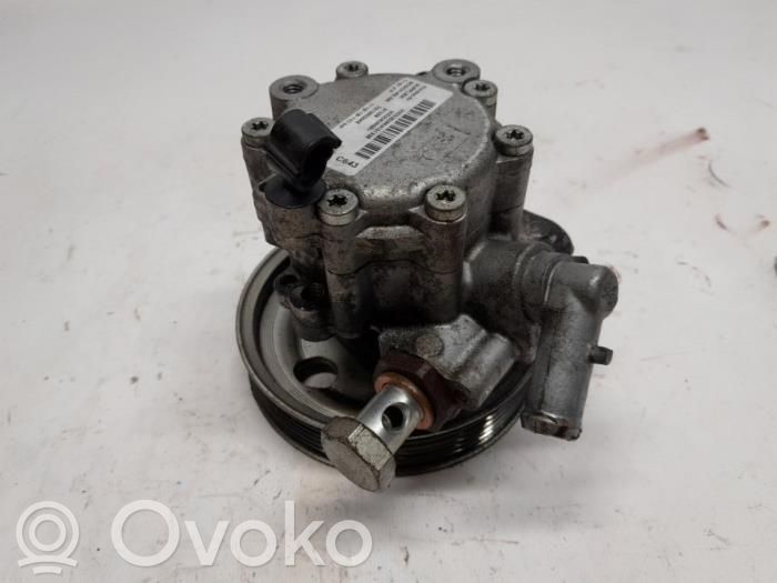 Opel Combo E Power steering pump 