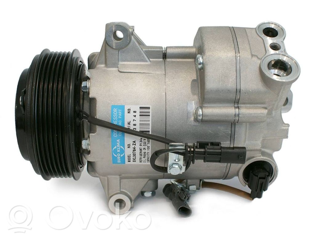 Opel Astra J Compresor (pompă) aer condiționat (A/C) 