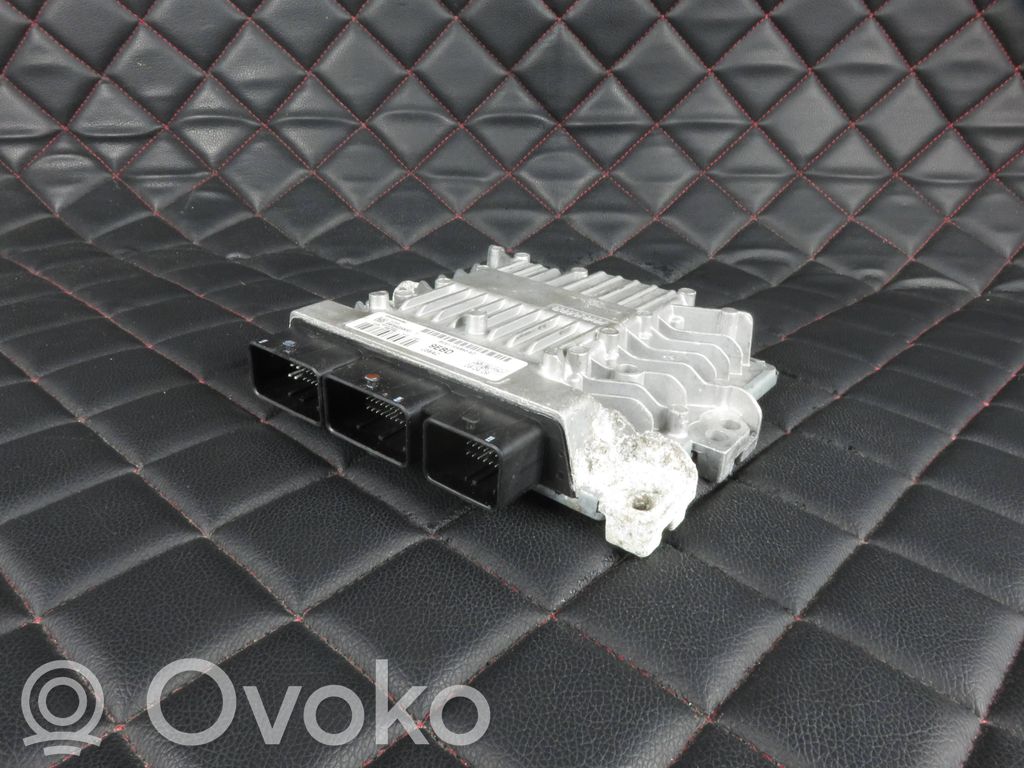 Engine control unit/module   8V4112A650AD,5WS40583E