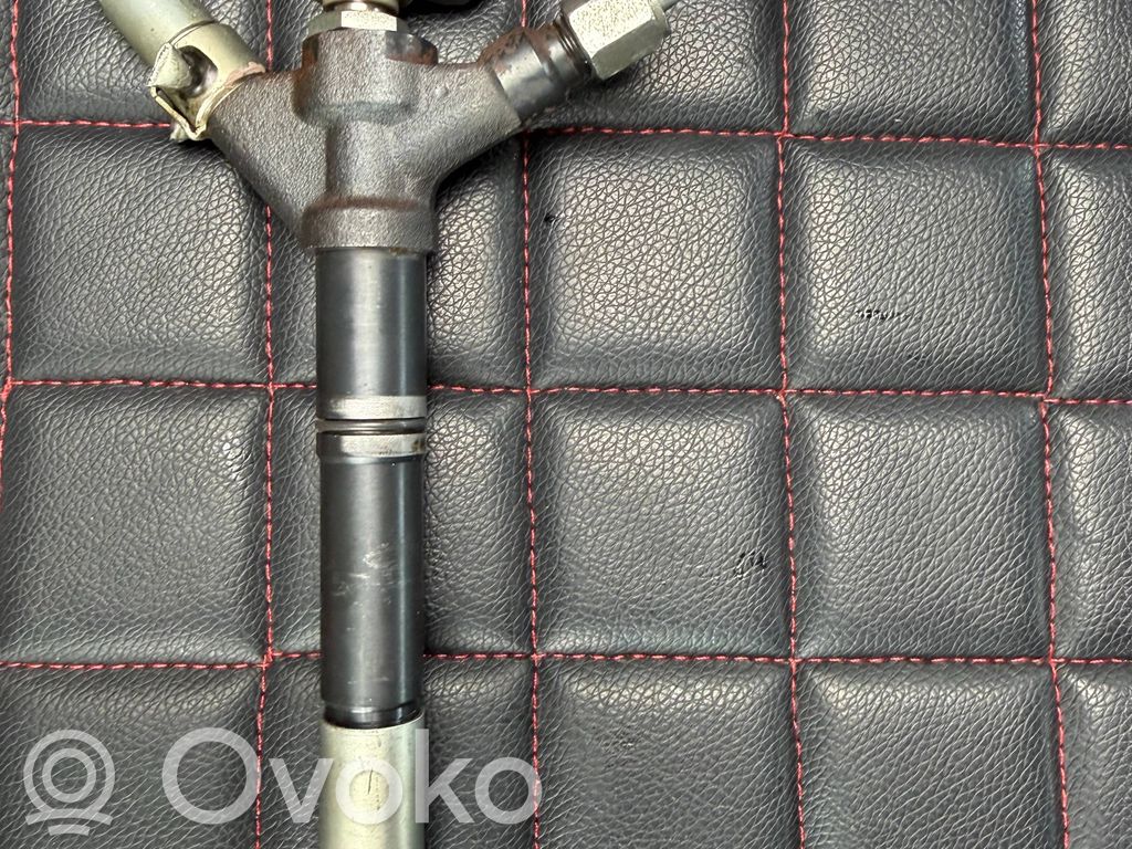 Lexus IS 220D-250-350 Wtryskiwacz paliwa 