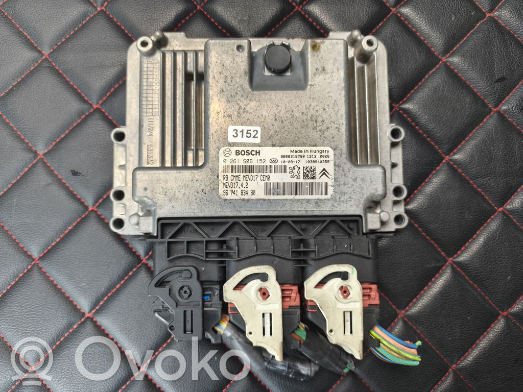 Peugeot 208 I Engine control unit/module 