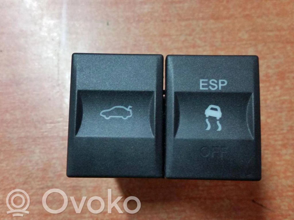 Ford Mondeo Mk III Electric window control switch 