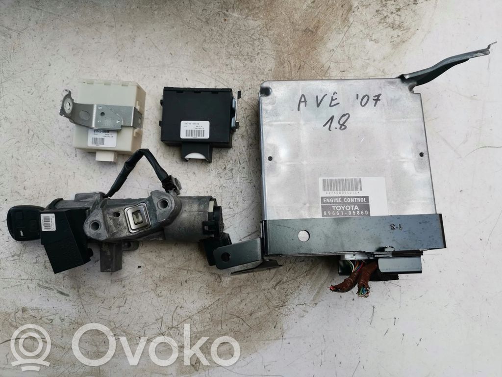 Toyota Avensis T250 Unitate/modul comandă imobilizator 