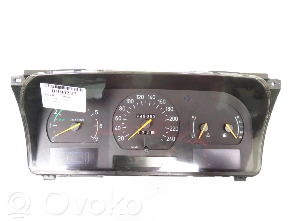 Saab 9000 CD Spidometrs (instrumentu panelī) 