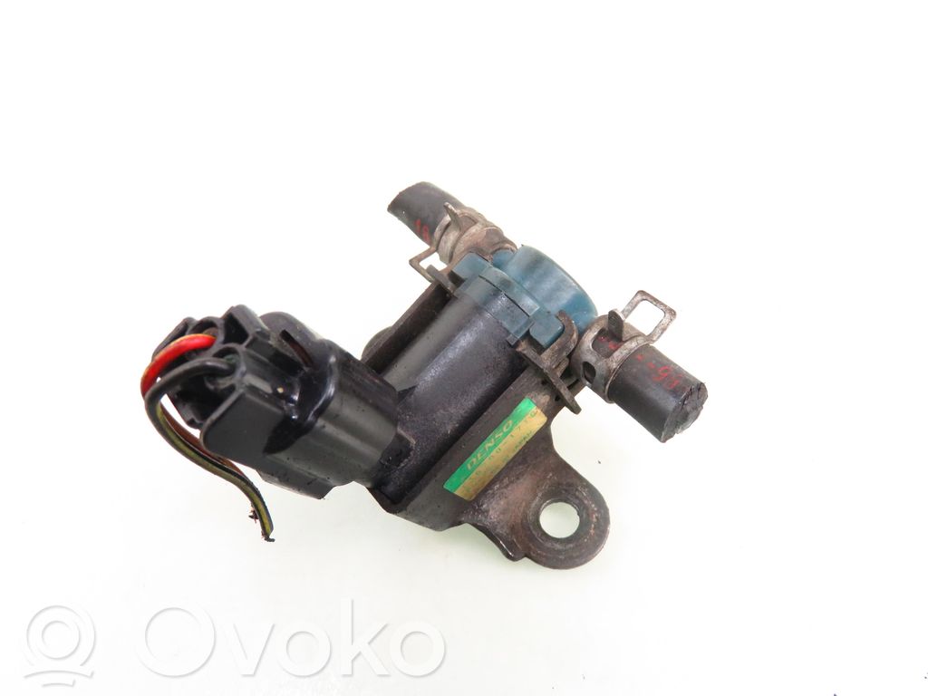 Válvula de vacío   1362001710