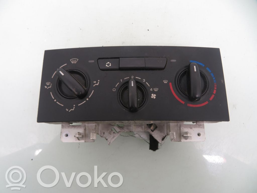 Peugeot Partner Interior fan control switch 