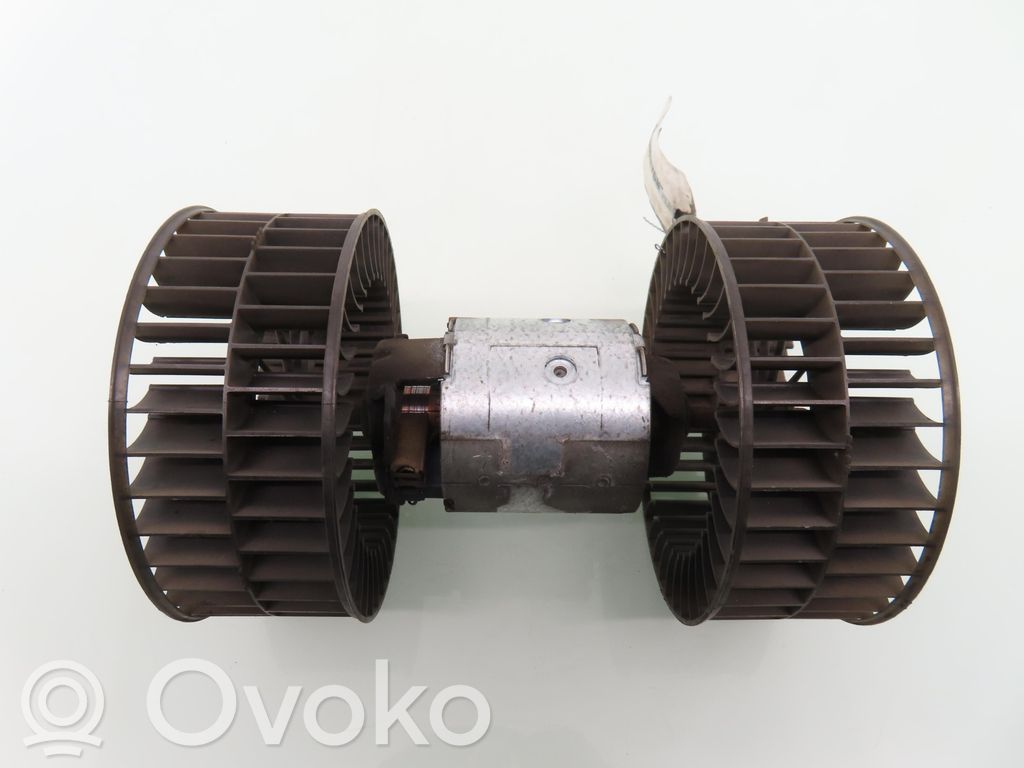 Mazā radiatora ventilators   0130111032,8390935,0130111032,8390935