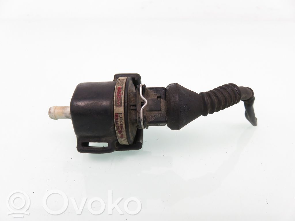Válvula de vacío   058133517A,058133517A