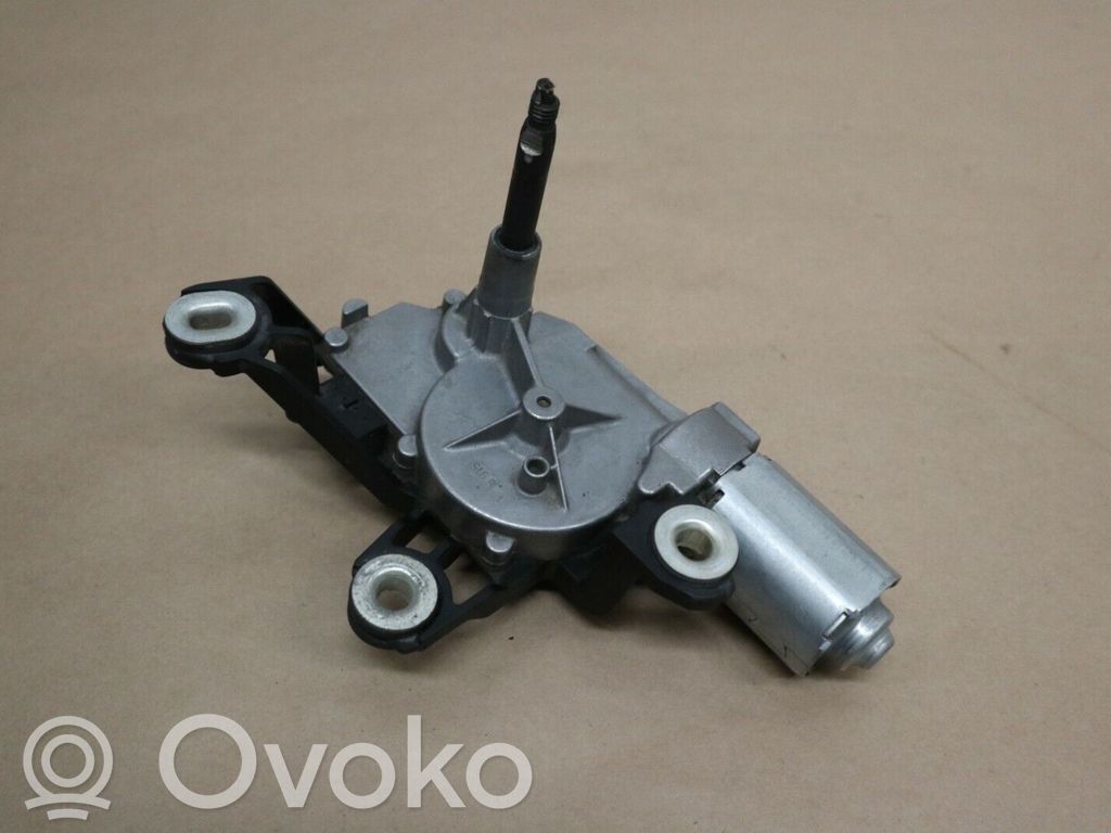 Volkswagen Polo V 6R Silniczek wycieraczki szyby tylnej 