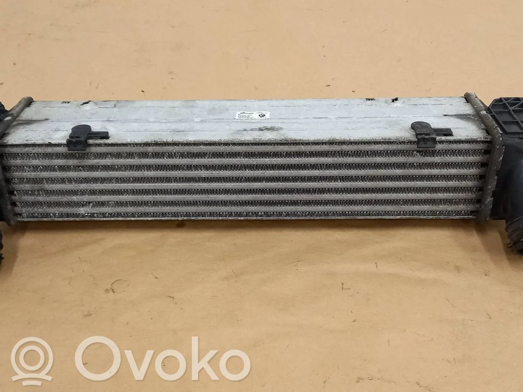 BMW 3 E90 E91 Intercooler radiator 