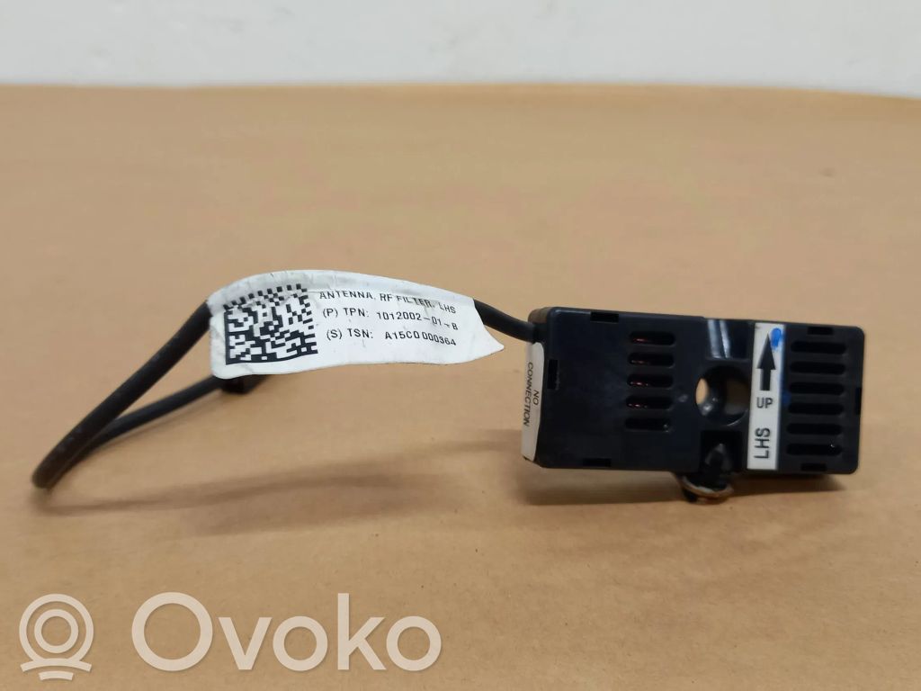 Tesla Model S Antenos stiprintuvas 