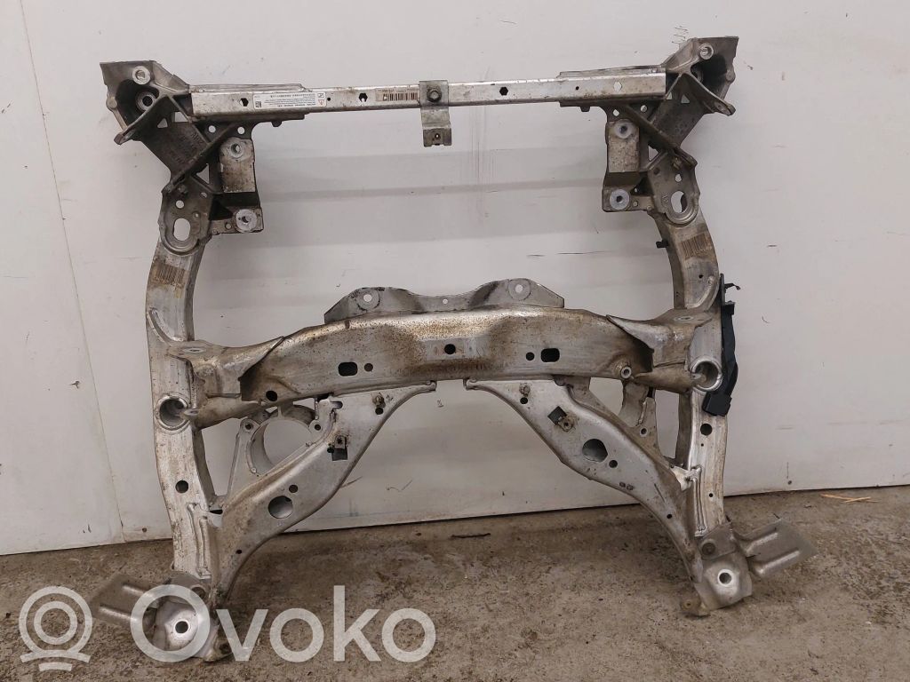 BMW 6 F12 F13 Rama pomocnicza przednia 