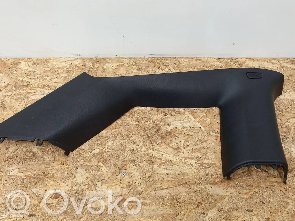 BMW i3 (C) statņa dekoratīvā apdare 