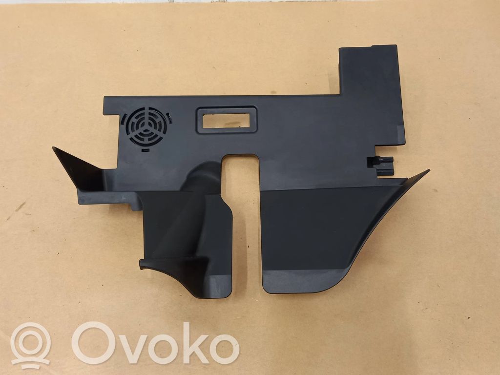 BMW i3 Kojelaudan alempi verhoilu 